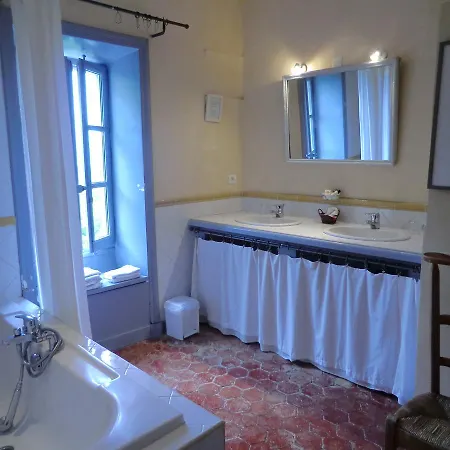 Chateau De Fontblachere Bed & Breakfast