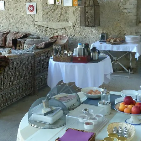 Chateau De Fontblachere 4*