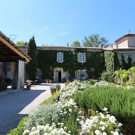 Chateau De Fontblachere Bed & Breakfast 4*